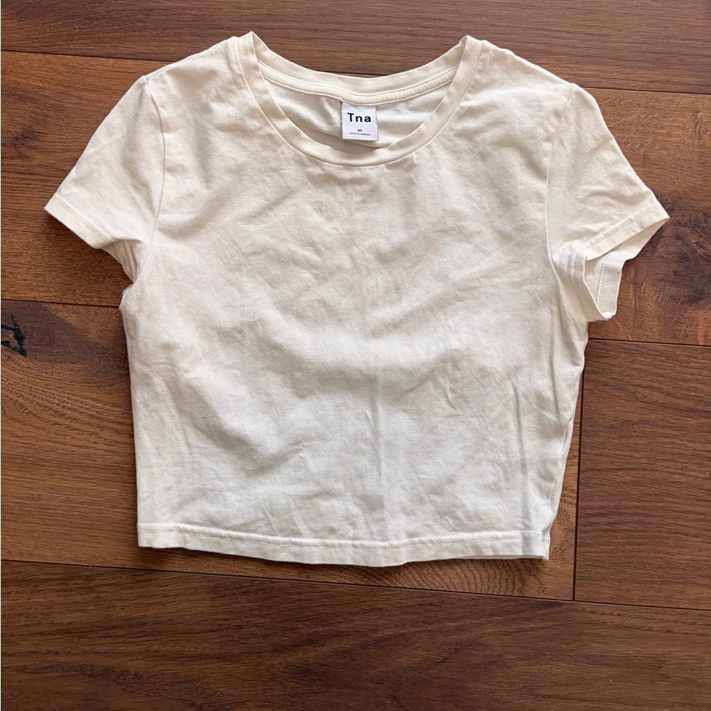 Aritzia Tee - Picture 2 of 3